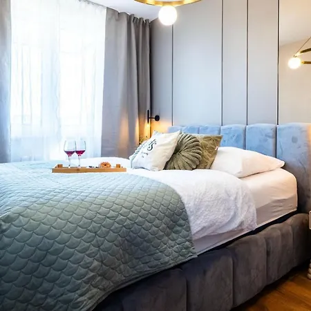 アパート Apartamentysnu, Przy Bulwarach 27 ラドム